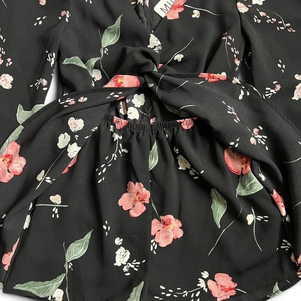 Black Floral Long Sleeve Romper Women’s Small - Picture 3 of 5